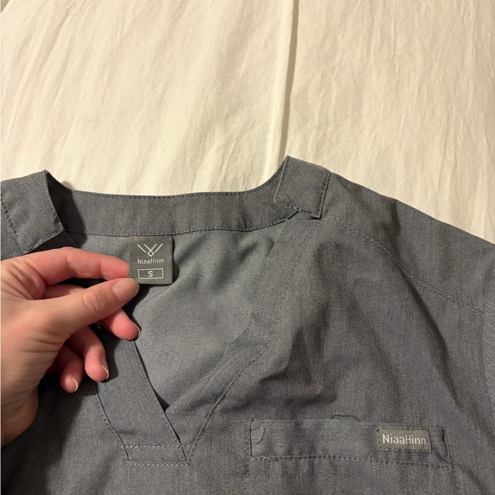 Gray small scrubs